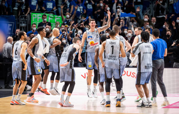 顶级的脚下 顶级的脚下