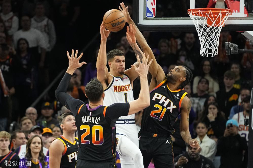 他不仅在运 他不仅在运