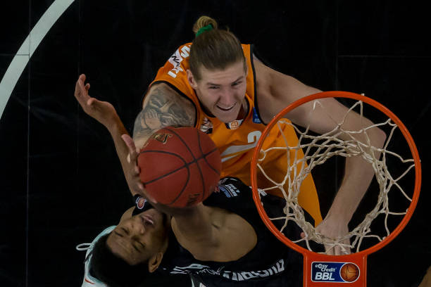 这种差距形 这种差距形